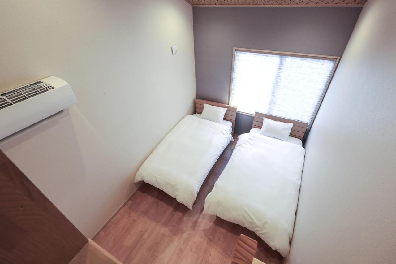 Yadoya Iriyaan Villa Токио Екстериор снимка